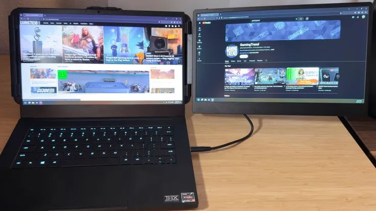 Kefeya S1 portable monitor mounted to a Razer Blade 14 Kefeya S1 portable monitor mounted to a Razer Blade 14